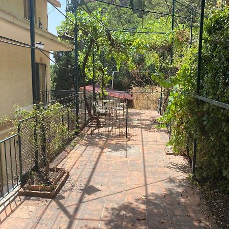 Mi 'Ffaciu E Mi Ricriu Casa Vacanze Castelmola Kültér fotó